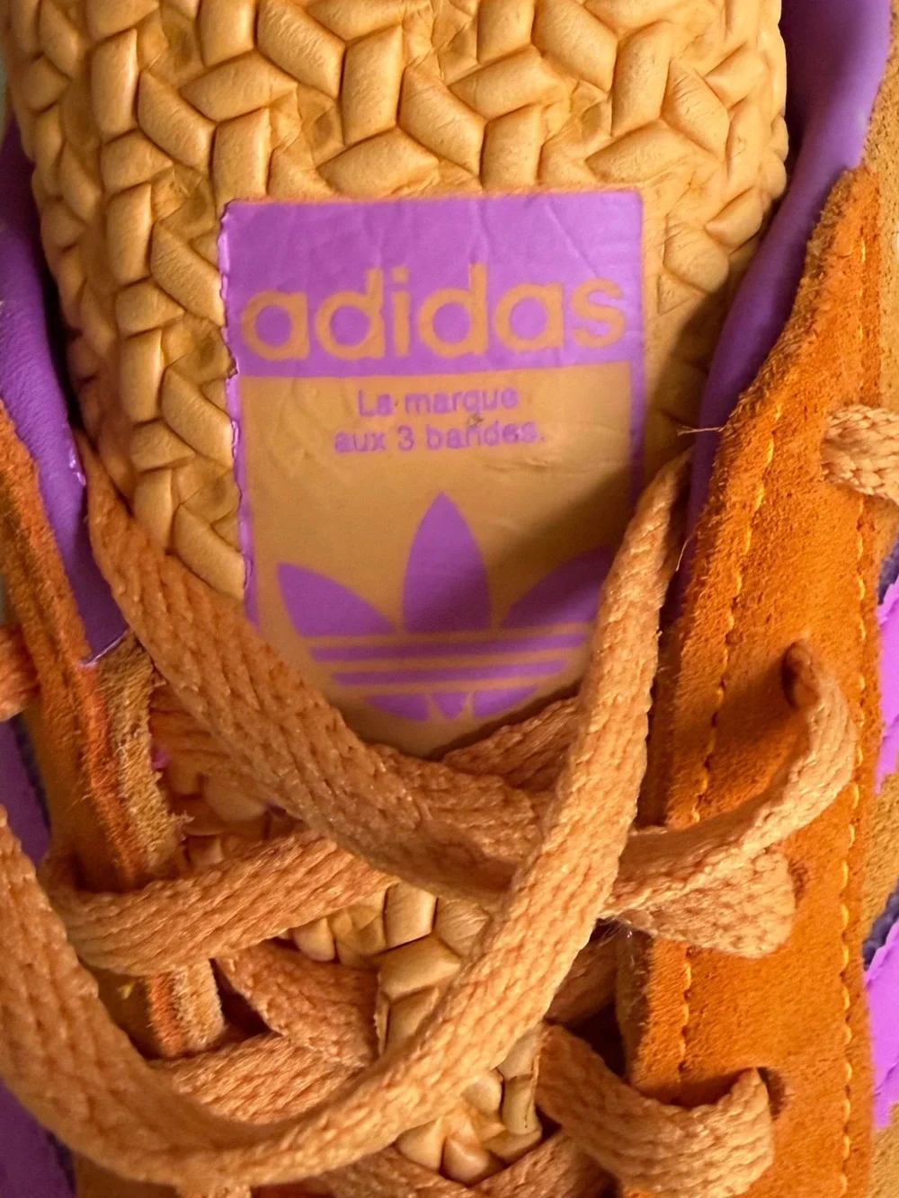 NEW ADIDAS Originals Gazelle Bold Casual Sneakers Flash Orange/Purple Burst Sz 9